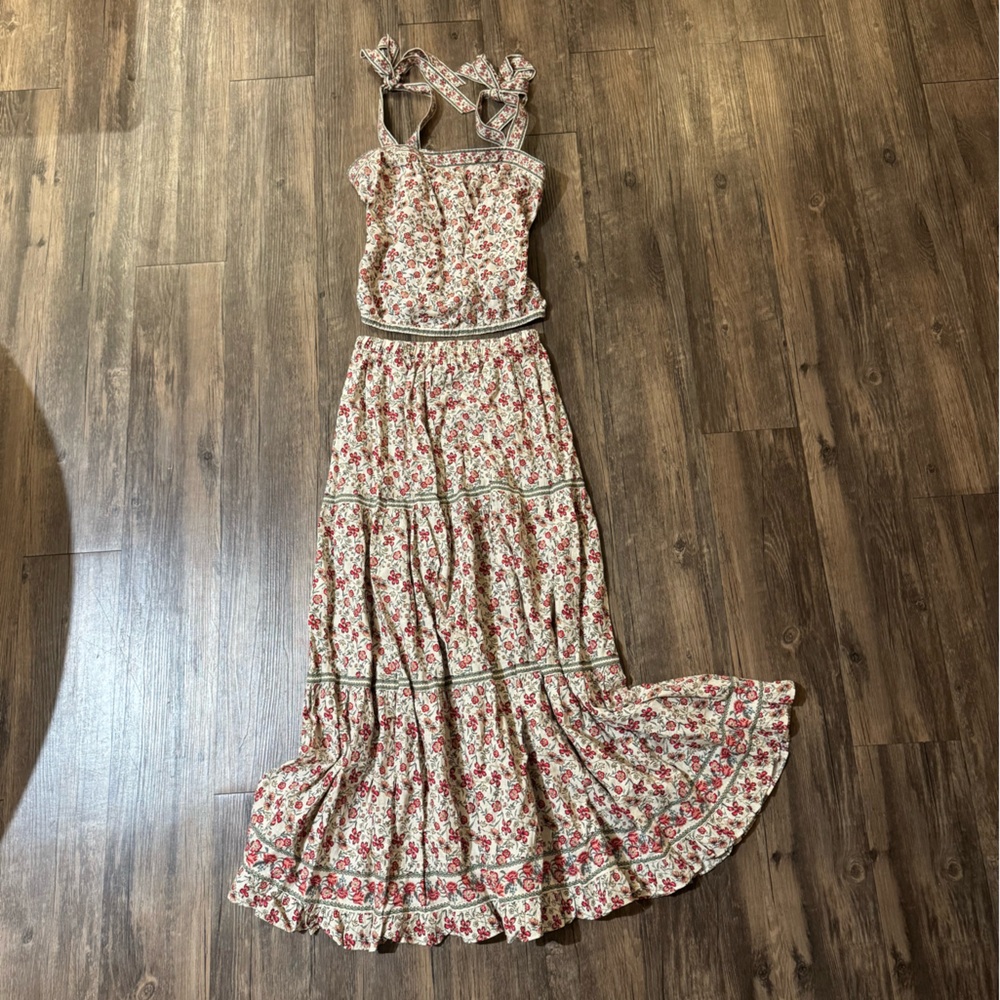 NWT Max Studios Floral Matching Set